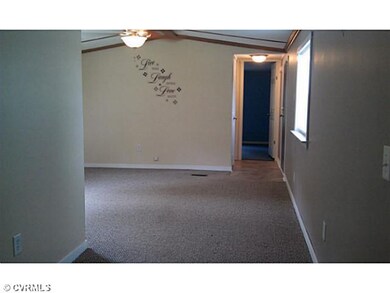 Den/Family/Great Room - Lots of space to enjoy the