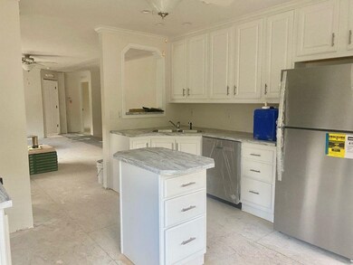 464 Boston Post Rd unit 26, Amherst, NH 03031 - photo 2