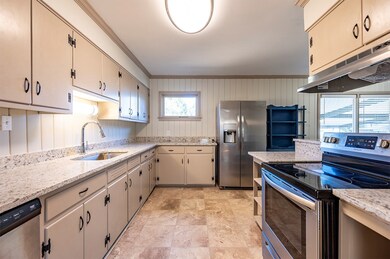 2314 Temple Ave, Albany, GA 31707 - photo 4