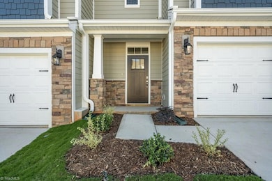 *photos are of model home and are for representational purposes only*