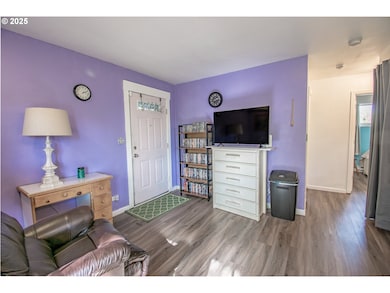 2132 W 14th Ct, Eugene, OR 97402 - photo 6