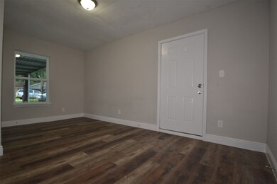 7543 W Knoll St, Houston, TX 77028 - photo 7