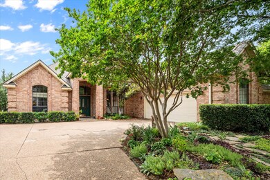 919 Riviera Dr, Mansfield, TX 76063 - photo 2