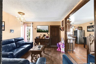 500 W Peach St, Compton, CA 90222 - photo 5