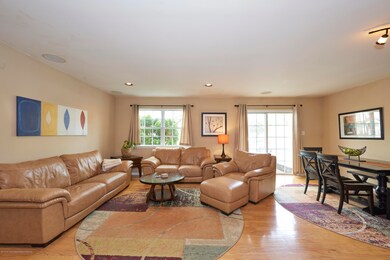 3309 Kapalua Ct, Freehold, NJ 07728 - photo 4