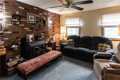 2063 W Nimisila Rd, New Franklin, OH 44216 - photo 3