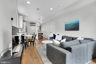 781 Columbia Rd NW unit 1, Washington, DC 20001 - photo 2