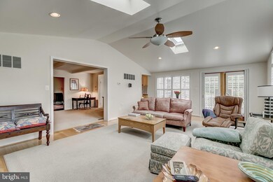 1208 Wine Spring Ln, Towson, MD 21204 - photo 5