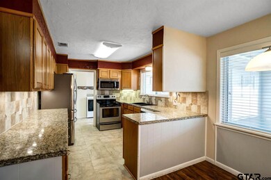 3313 Brookside Dr, Tyler, TX 75701 - photo 7