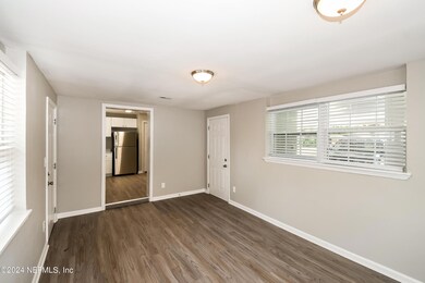 7025 Biddy Ln, Jacksonville, FL 32210 - photo 6