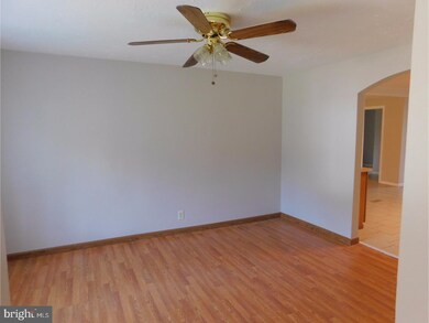 33 Ranoldo Terrace, Cherry Hill, NJ 08034 - photo 4