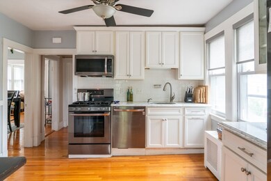 9 Cross St unit 11, Quincy, MA 02169 - photo 2