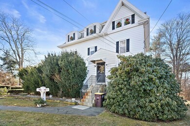 90 Pleasantview Ave, Weymouth, MA 02188 - photo 2