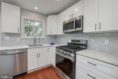 26 Lorenzo Ct, Matawan, NJ 07747 - photo 3