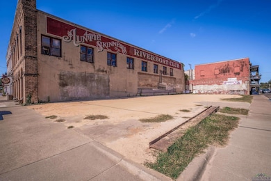 101 & 109 N Polk St, Jefferson, TX 75657 - photo 2