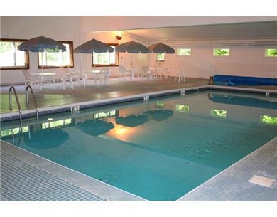 Swimming Pool/Hot Tub/Sauna.