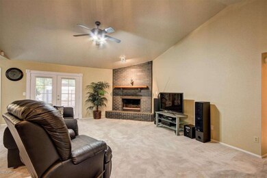 6142 E Ivy St, Mesa, AZ 85205 - photo 4