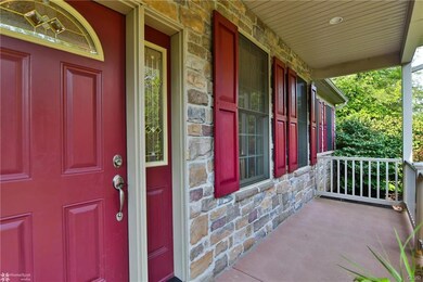 6386 Sweetbriar Ln, Zionsville, PA 18092 - photo 6