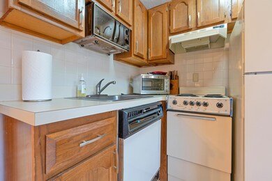 1072 Post Rd unit 217, Wells, ME 04090 - photo 4