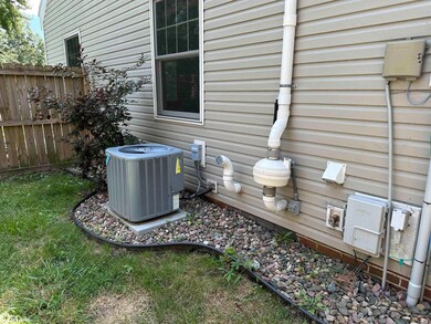 1603 Bryn Mawr Blvd, Atlantic, IA 50022 - photo 6