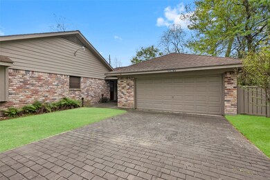 25619 Oakhurst Dr, Spring, TX 77386 - photo 3