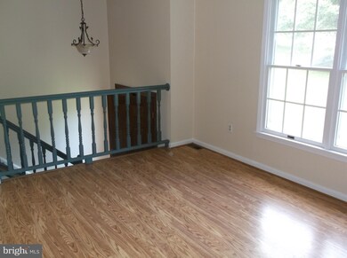 11915 Susan Ln, Lusby, MD 20657 - photo 3