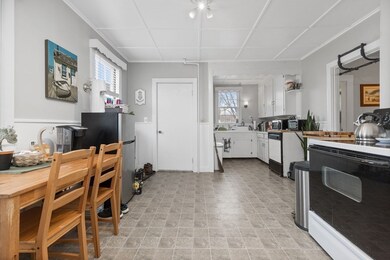 427 A&B Court St, Plymouth, MA 02360 - photo 4