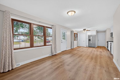 3106 Maplecrest Rd, Bettendorf, IA 52722 - photo 7