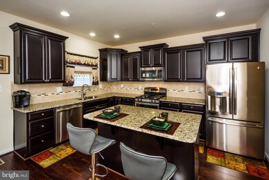 1022 Pultney Ln, Glen Burnie, MD 21060 - photo 2