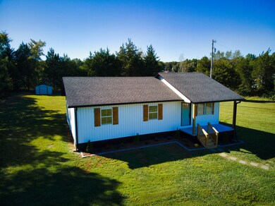 140 White Dr, Shelbyville, TN 37160 - photo 4