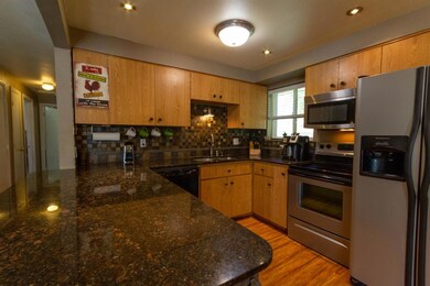 11440 Blackwell Rd, Central Point, OR 97502 - photo 5