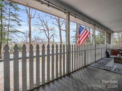 5280 Sugarloaf Rd, Hendersonville, NC 28792 - photo 5