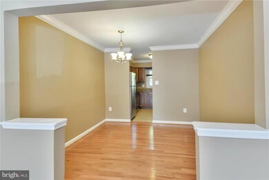 3004 Winter Pine Ct, Fairfax, VA 22031 - photo 6