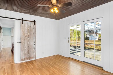 56 Seaman Rd, Jamesport, NY 11947 - photo 4