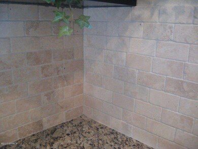 Backsplash and grantie slab in kitchen