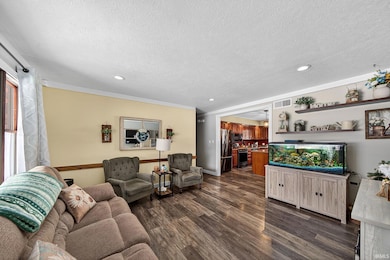 10021 Lanter Ct, Osceola, IN 46561 - photo 3