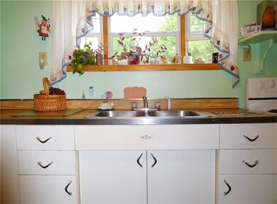 Kitchen (2nd view)