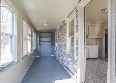 604 Main St unit 2, Freemansburg, PA 18017 - photo 3