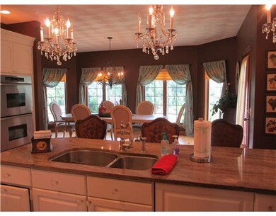 27 Lindsay Ln, Cranston, RI 02921 - photo 7