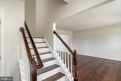 2506 Windyside Ct, Odenton, MD 21113 - photo 6