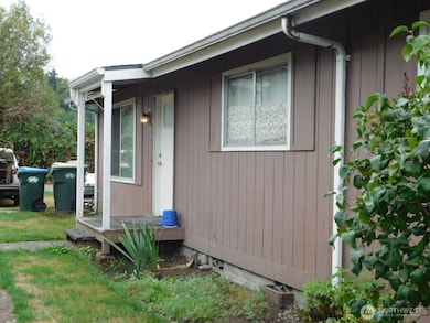 228 Mcclellan St S unit A & B, Tenino, WA 98589 - photo 3