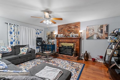 216 Gifford Rd, Schenectady, NY 12304 - photo 4