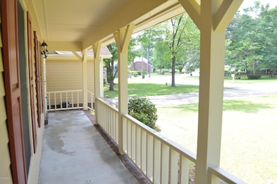 108 Cardiff Ct, Jacksonville, NC 28546 - photo 2