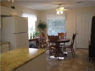 7828 Homestead Cir, Pensacola, FL 32526 - photo 6