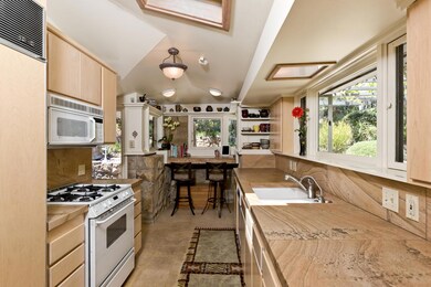 1104 N Signal St Ojai CA 93023-large-004