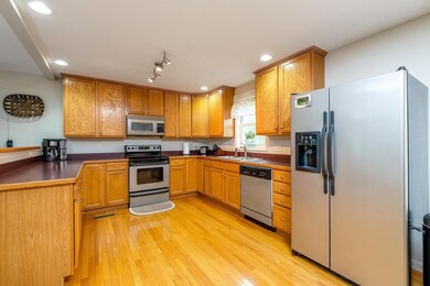 120 Sun Beau Ct, New Market, VA 22844 - photo 2