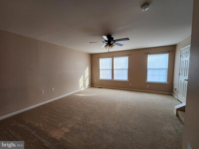 317 Scarboro Dr, Bunker Hill, WV 25413 - photo 6