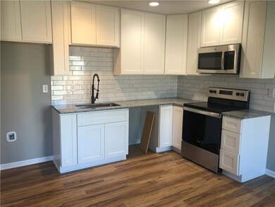 1714 Jo Ann Dr, Raymore, MO 64083 - photo 4