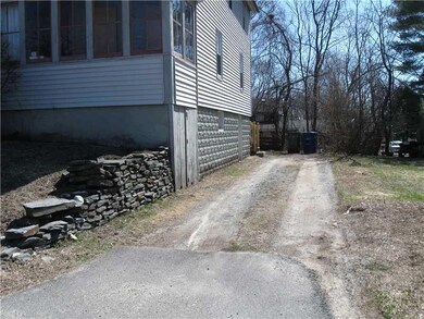 32 Strout St, South Portland, ME 04106 - photo 2