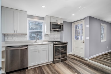 502 Brockelman Rd, Lancaster, MA 01523 - photo 2